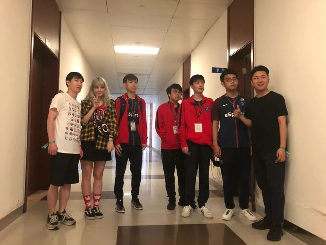 LPL夏季赛，时隔三年，WE终于战胜RNG